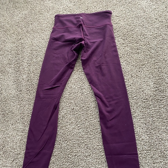 lululemon athletica Pants - Lululemon wunder under legging 28’